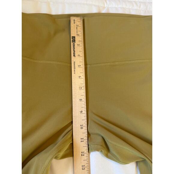 Lululemon Women's Align Leaf Green HighRise Leggings Size 12 Yoga Pilates Casual - Picture 7 of 8